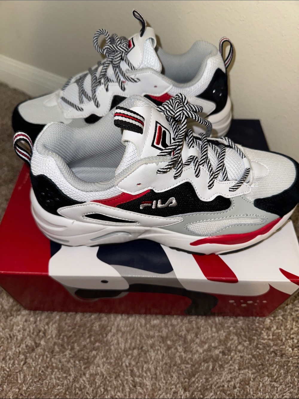 Women’s Fila White Black Red  Athletic Sneakers